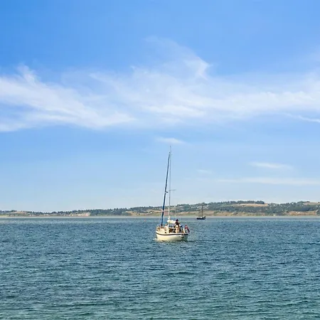Holiday home Adils - 5m From The Sea By Interhome *