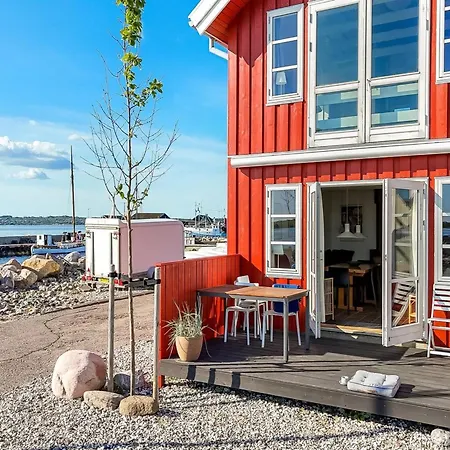 Adils - 5m From The Sea By Interhome